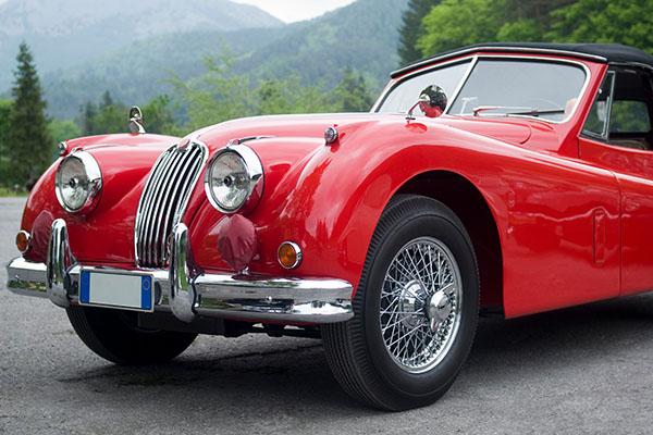 Jaguar - The History Behind The British Icon