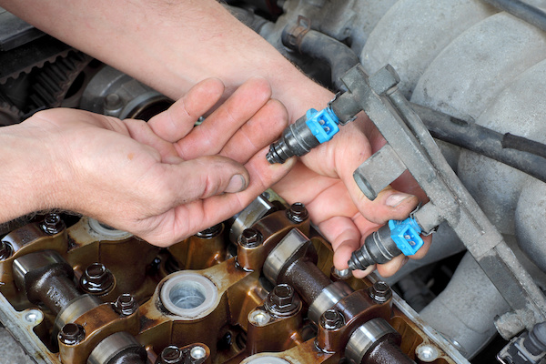 How To Tell If Your Range Rover's Fuel Injectors Are Going Bad